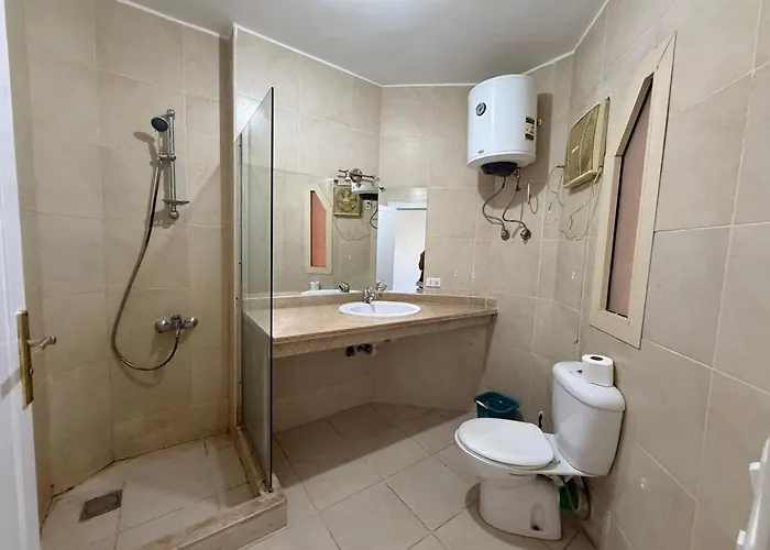Apartment Appartemnt And Swimming Pool